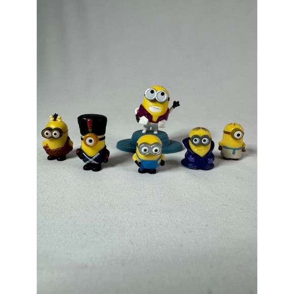 Despicable Me Minions Collectible Minifigure Lot - Picture 1 of 9